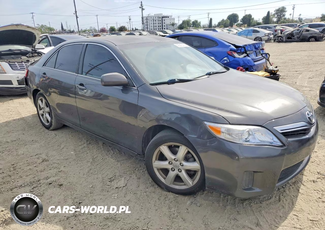2010 Toyota Camry Hybrid VIN:4T1BB3EK1AU117090 - 4