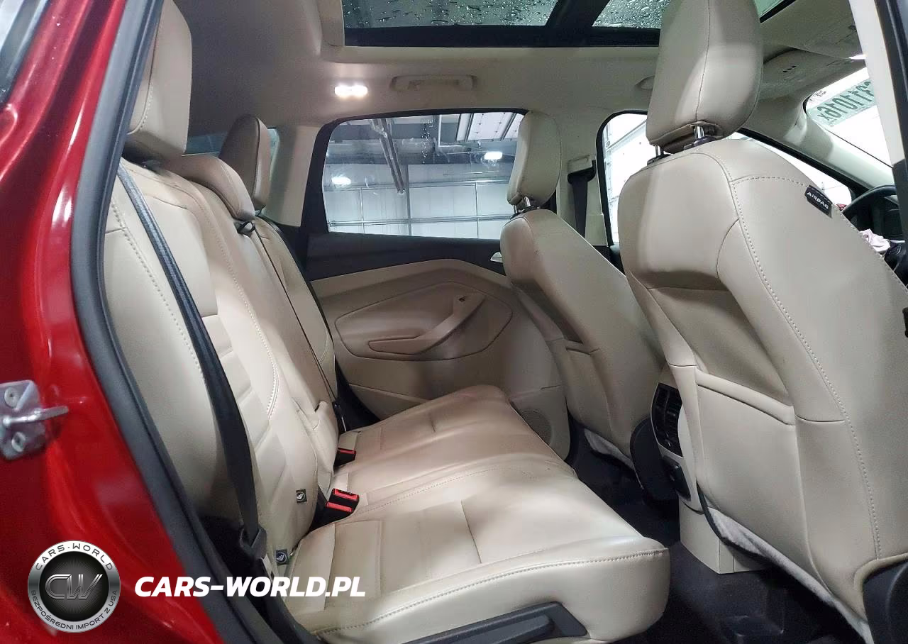 2019 Ford Escape Titanium VIN:1FMCU9J90KUB61135 - 11