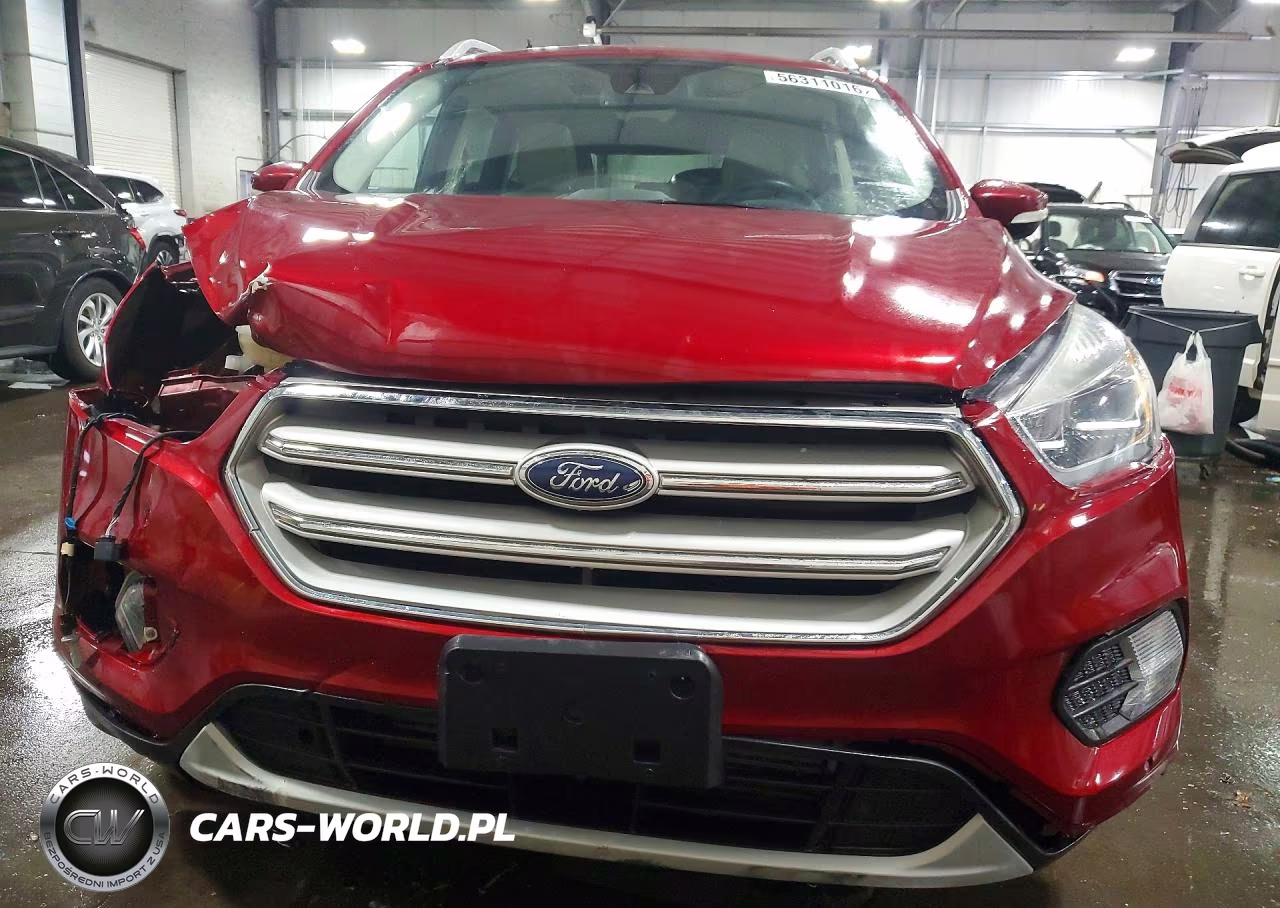2019 Ford Escape Titanium VIN:1FMCU9J90KUB61135 - 5