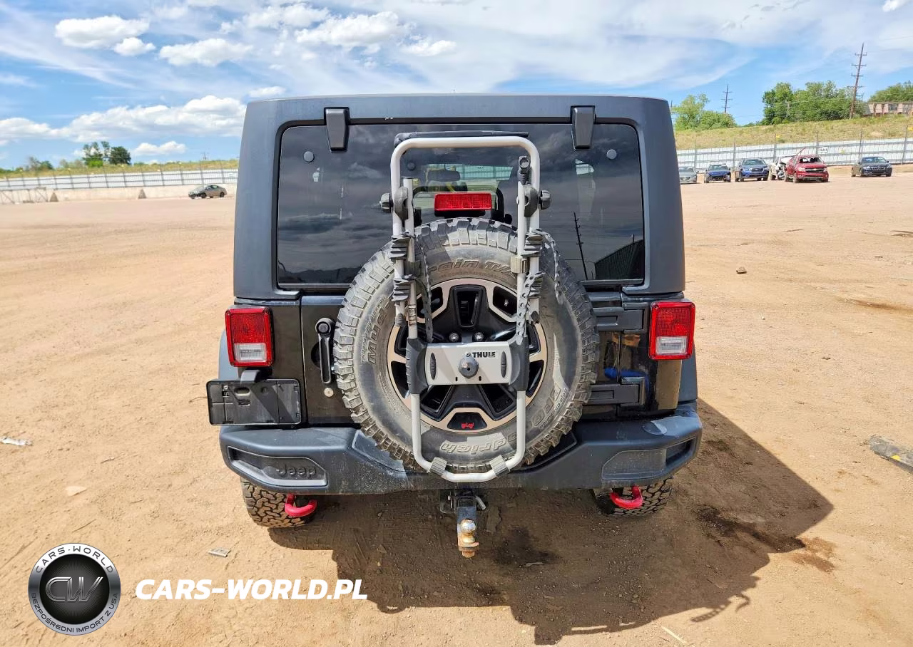 2017 Jeep Wrangler Unlimited Rubicon VIN:1C4BJWFGXHL535084 - 6