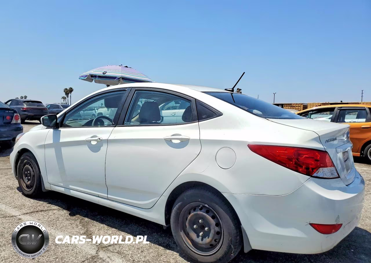 2013 Hyundai Accent Gls VIN:KMHCT4AE2DU434341 - 2