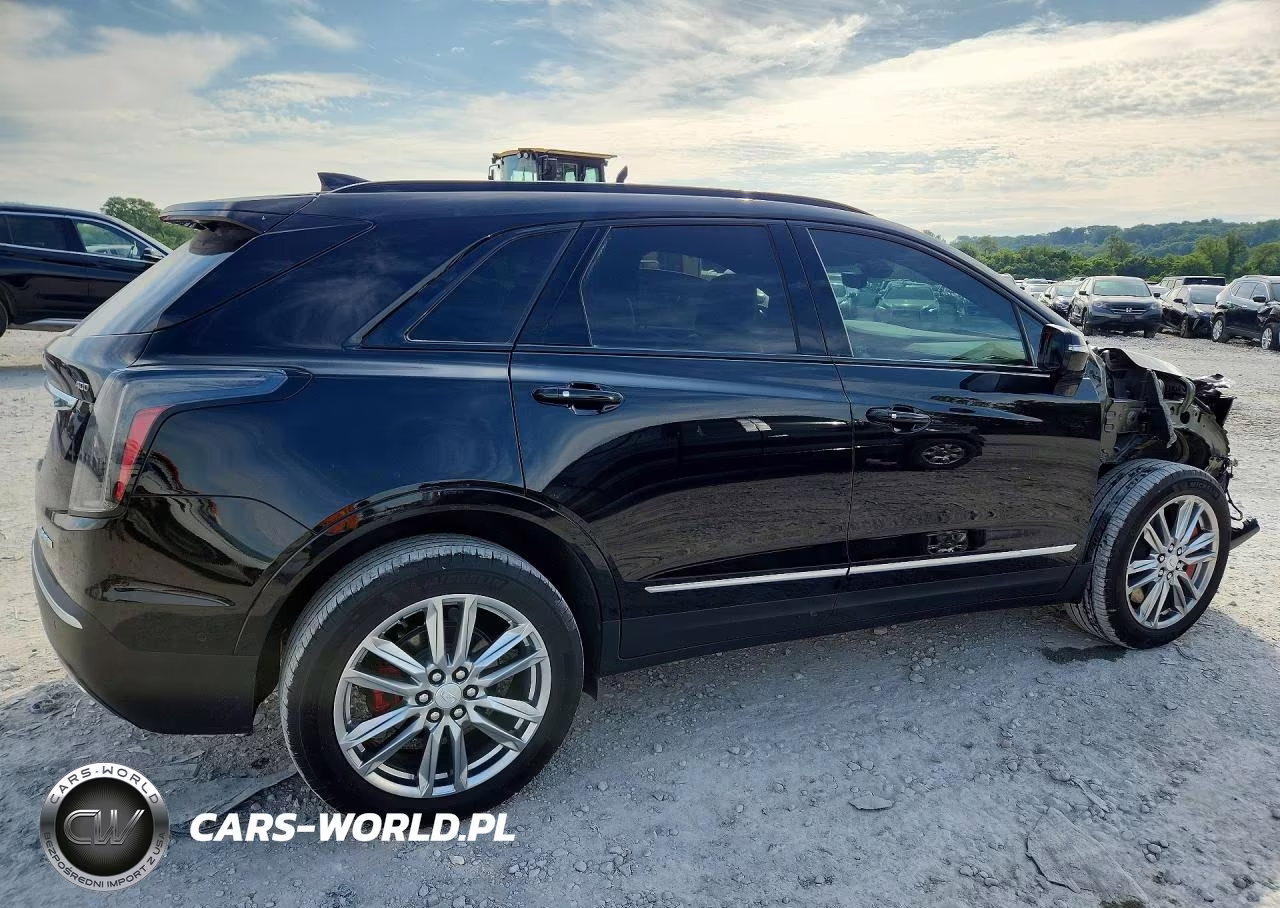2025 Cadillac Xt5 Sport VIN:1GYKNGRSXSZ127631 - 3