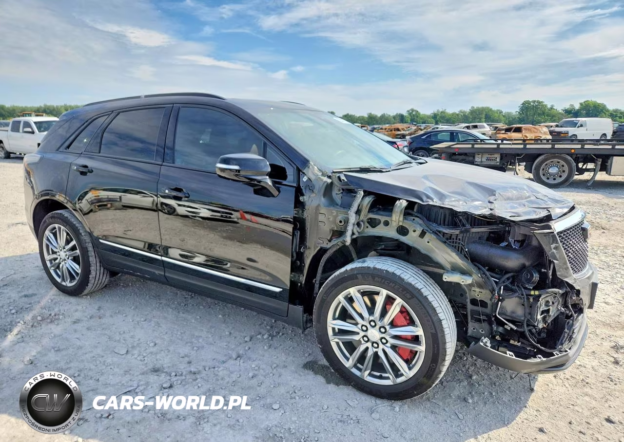 2025 Cadillac Xt5 Sport VIN:1GYKNGRSXSZ127631 - 4