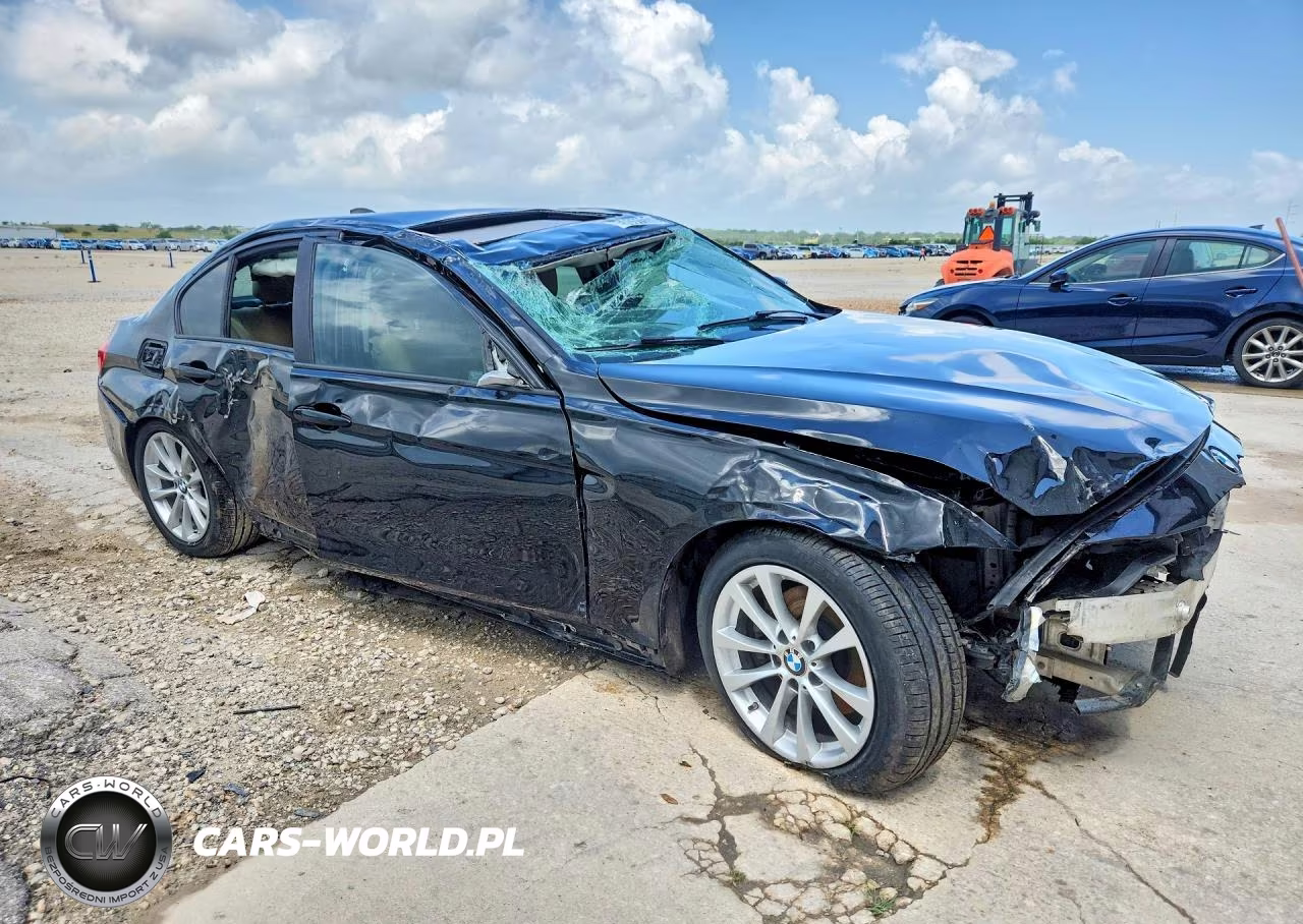2017 BMW 320 I VIN:WBA8E1G3XHNU17695 - 4