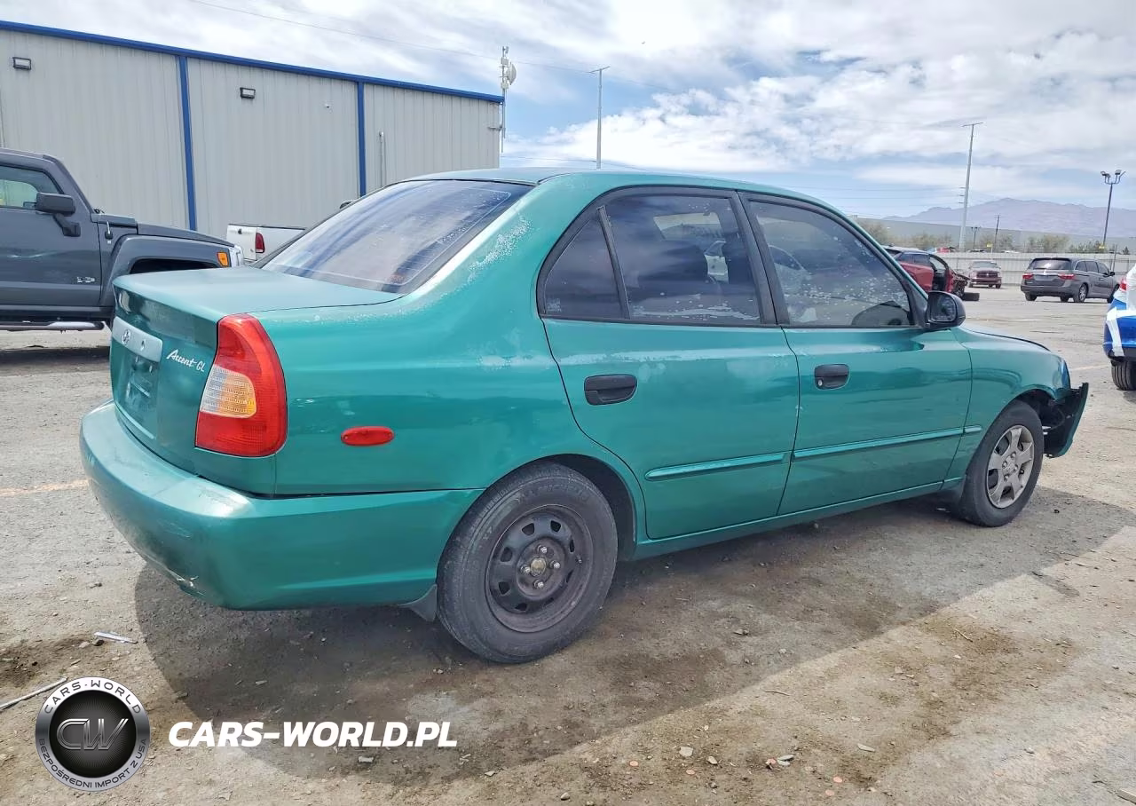 2001 Hyundai Accent Gl VIN:KMHCG45C81U178604 - 3
