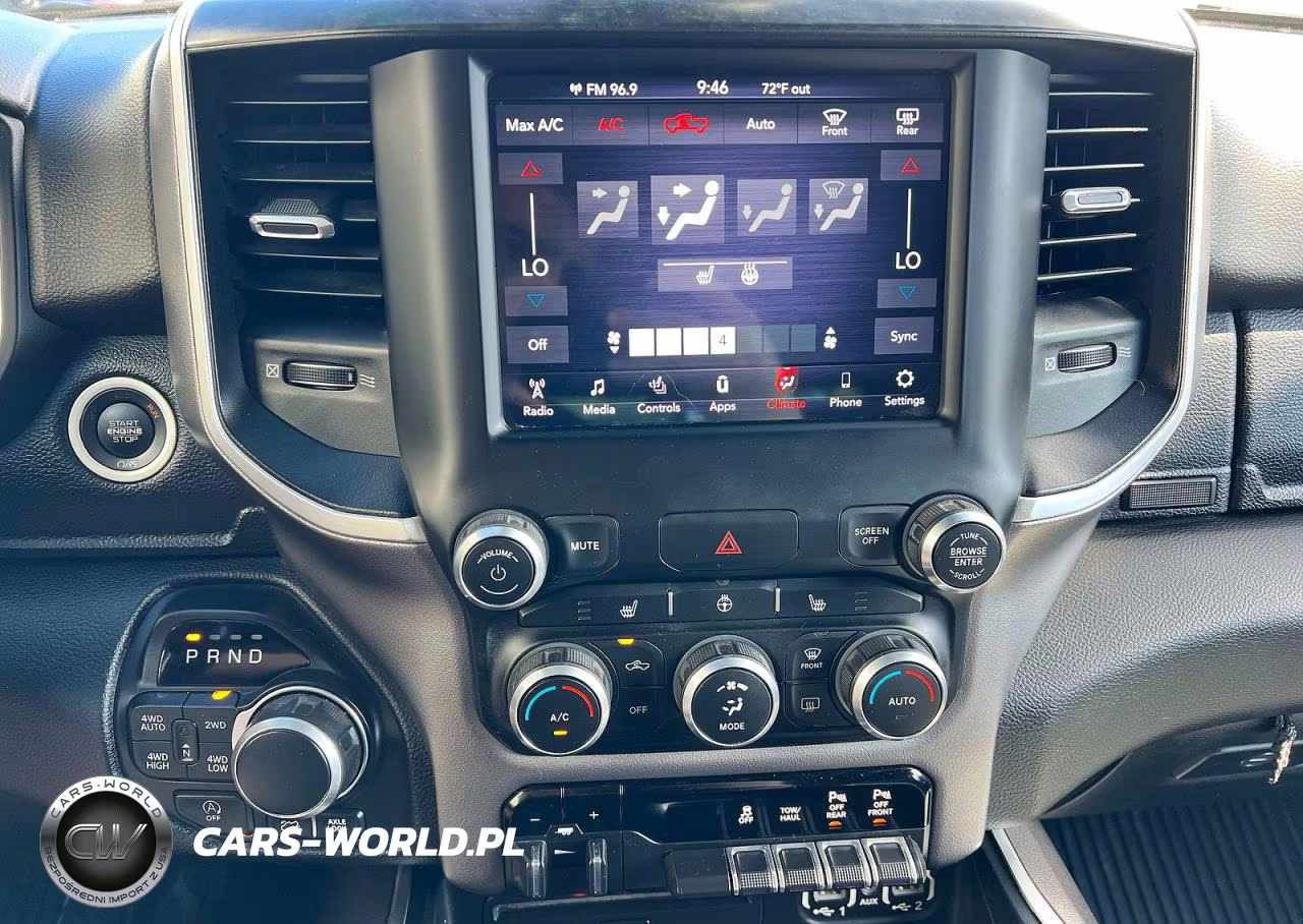 2019 Ram 1500 Big Horn VIN:1C6SRFFT3KN775246 - 12