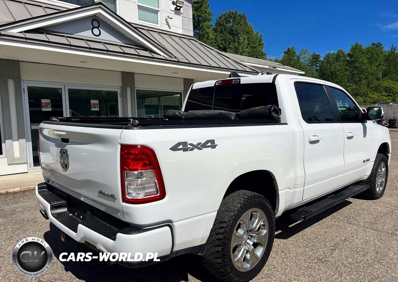 2019 Ram 1500 Big Horn VIN:1C6SRFFT3KN775246 - 4