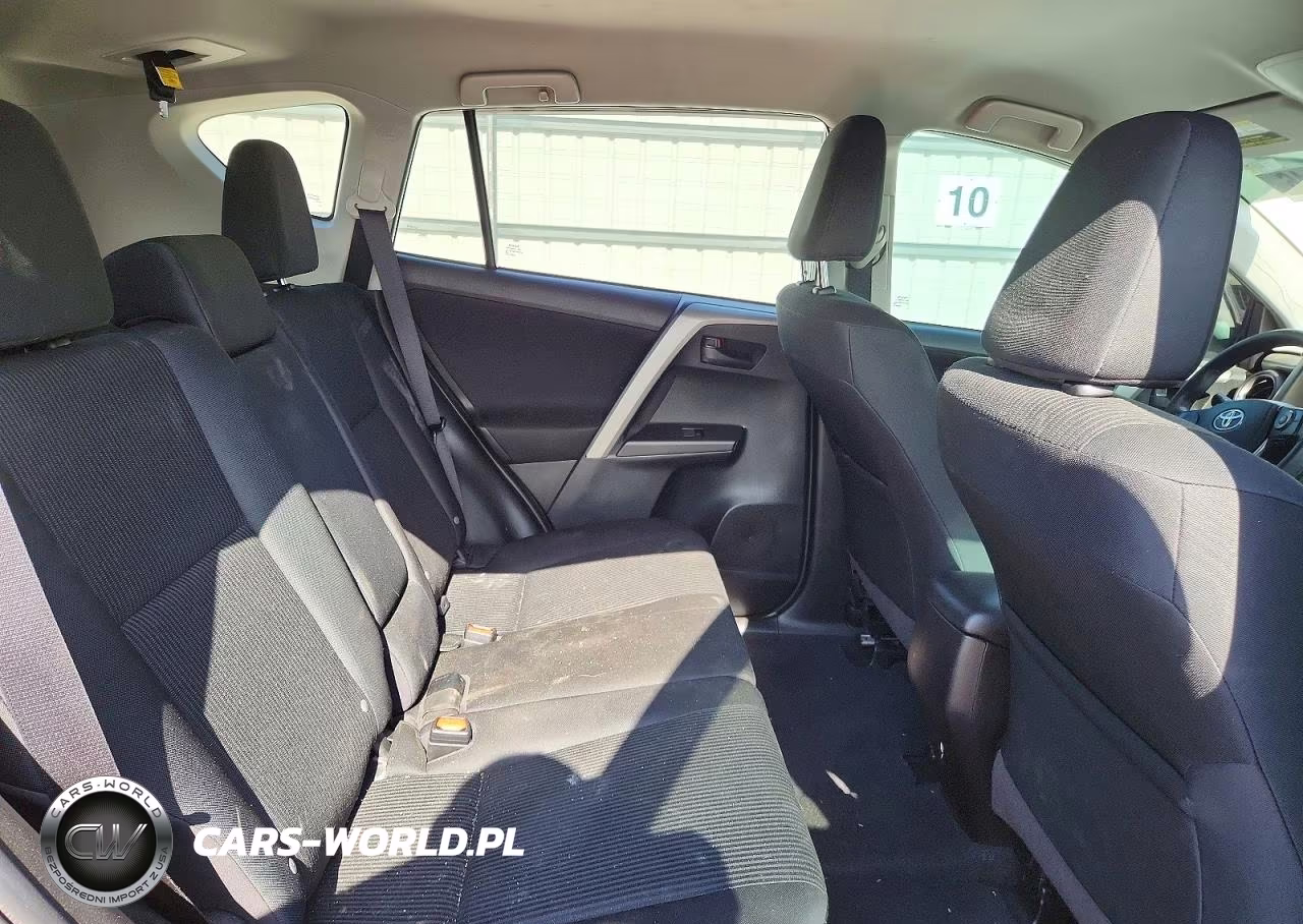 2018 Toyota Rav4 Le VIN:2T3ZFREV0JW452137 - 11