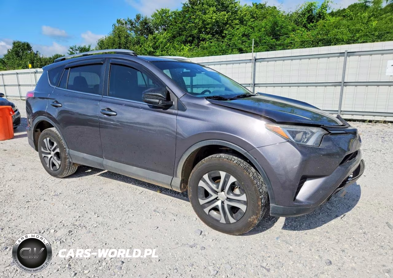 2018 Toyota Rav4 Le VIN:2T3ZFREV0JW452137 - 4