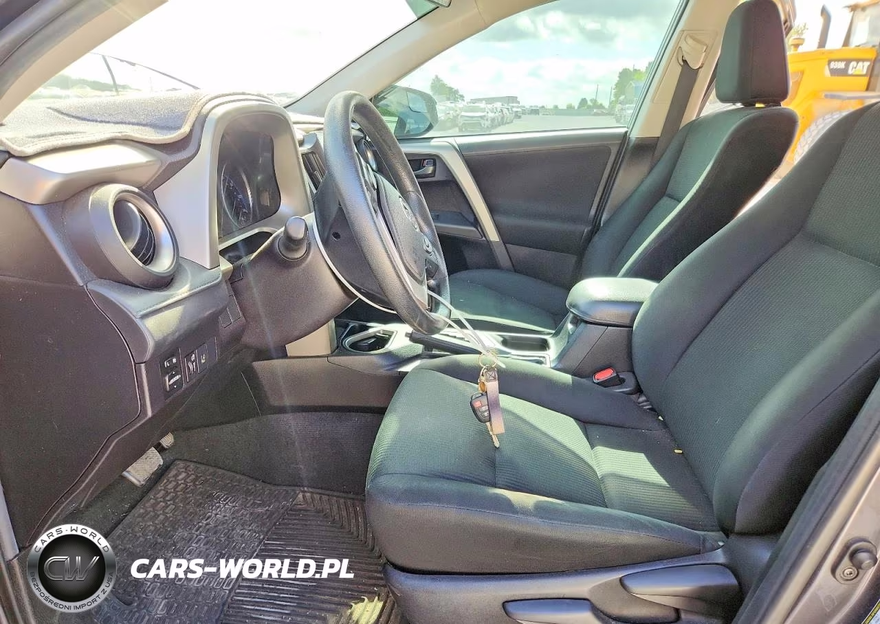 2018 Toyota Rav4 Le VIN:2T3ZFREV0JW452137 - 7