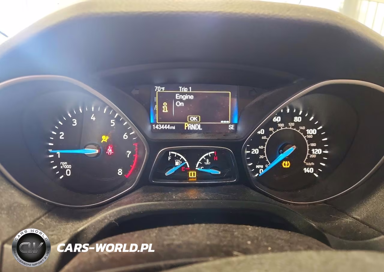2016 Ford Focus Se VIN:1FADP3K23GL389163 - 9