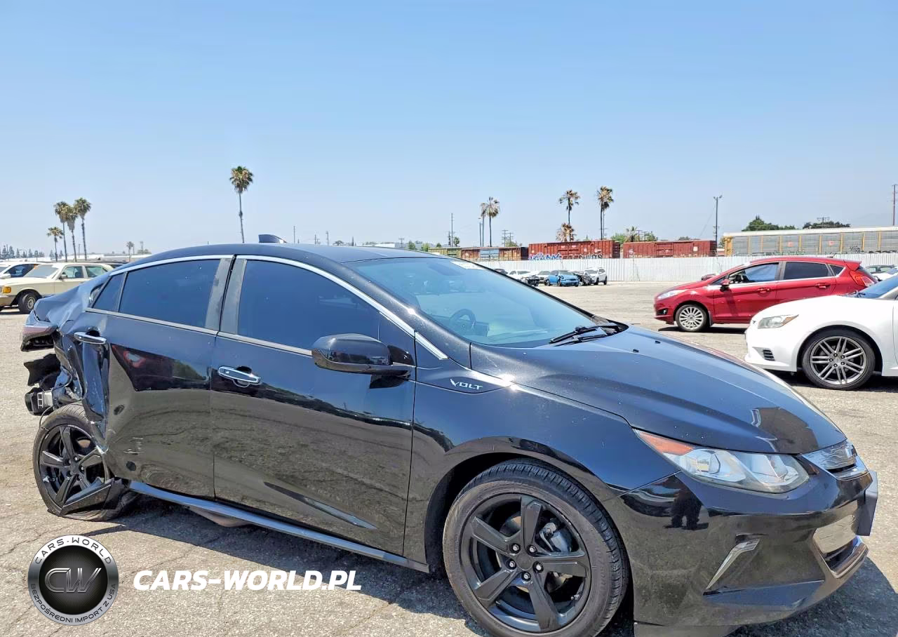 2019 Chevrolet Volt Lt VIN:1G1RC6S56KU131108 - 4