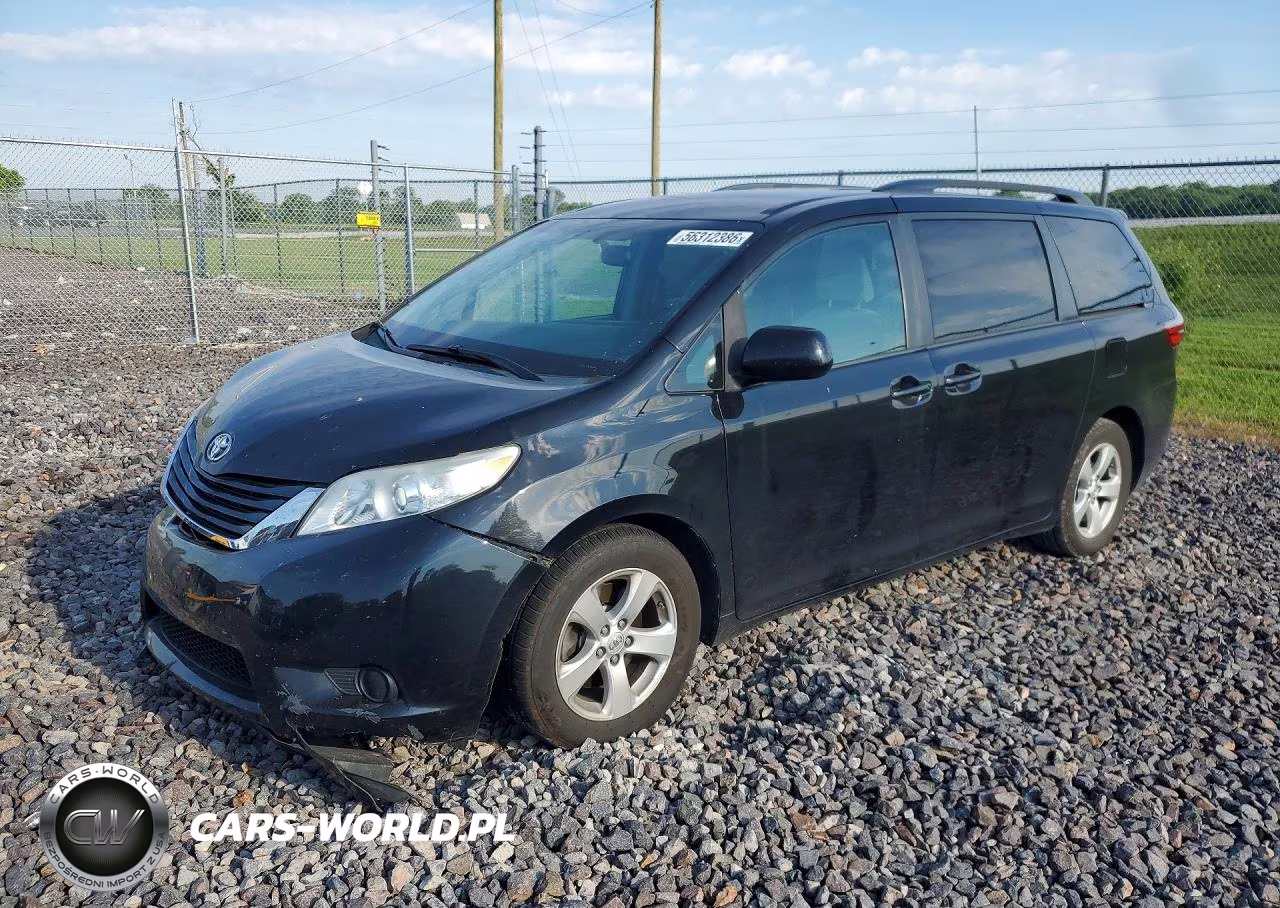 2015 Toyota Sienna Le
