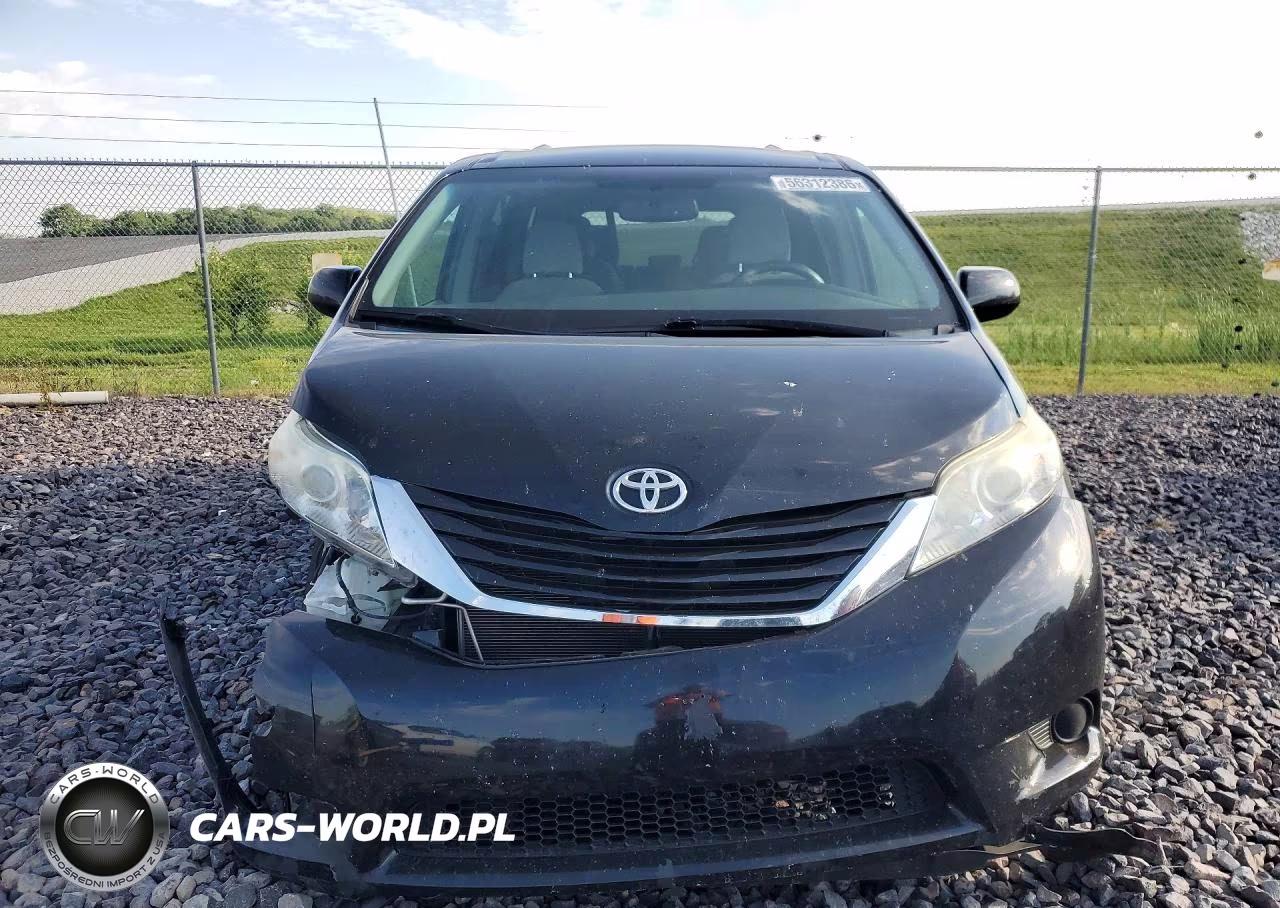 2015 Toyota Sienna Le VIN:5TDKK3DC1FS605787 - 5