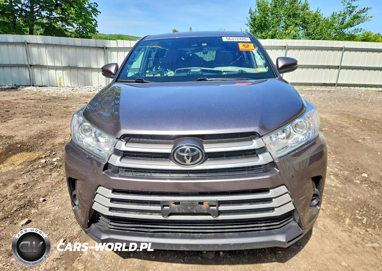2019 Toyota Highlander Le VIN:5TDBZRFH1KS722495 - 5