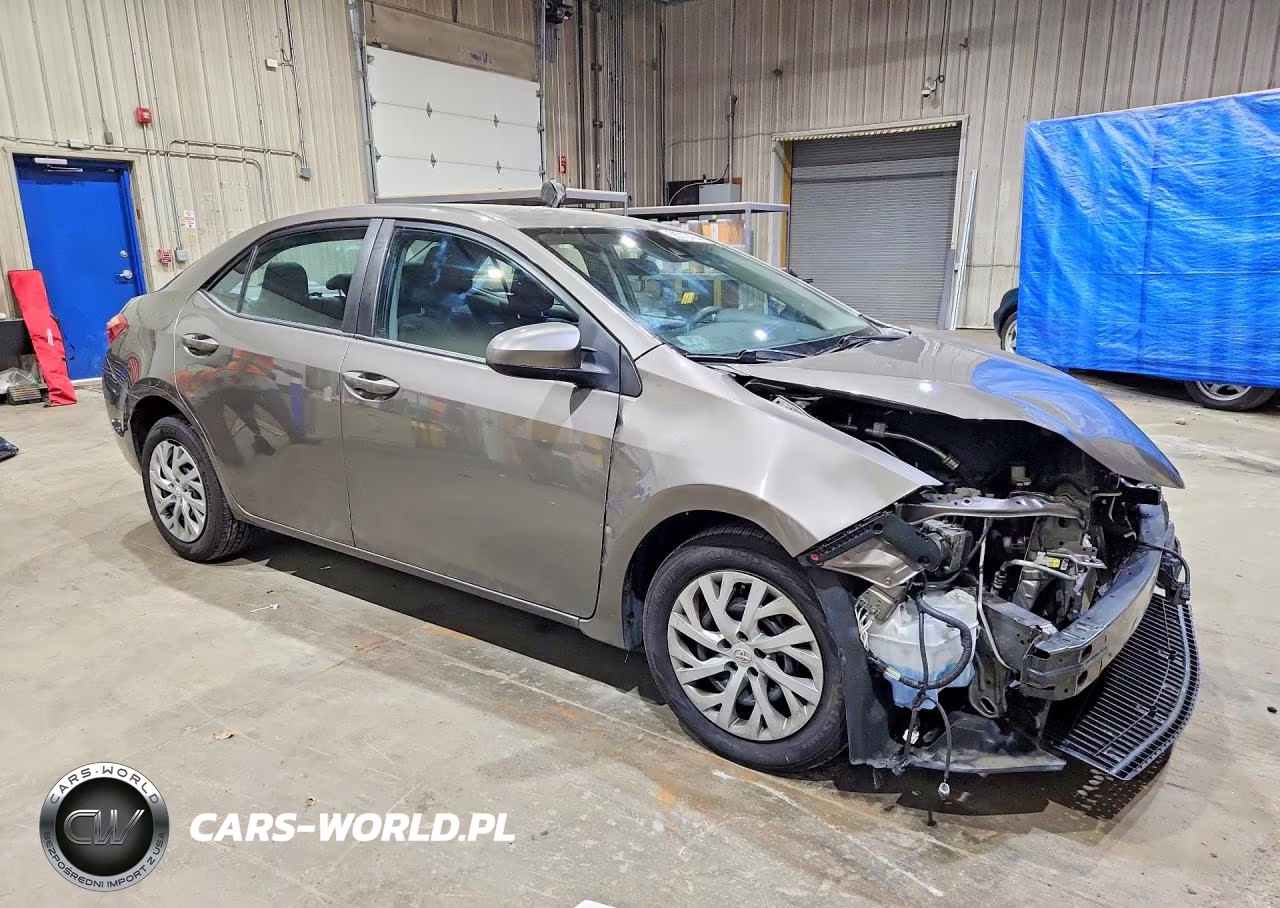 2019 Toyota Corolla Le VIN:2T1BURHE3KC183467 - 4
