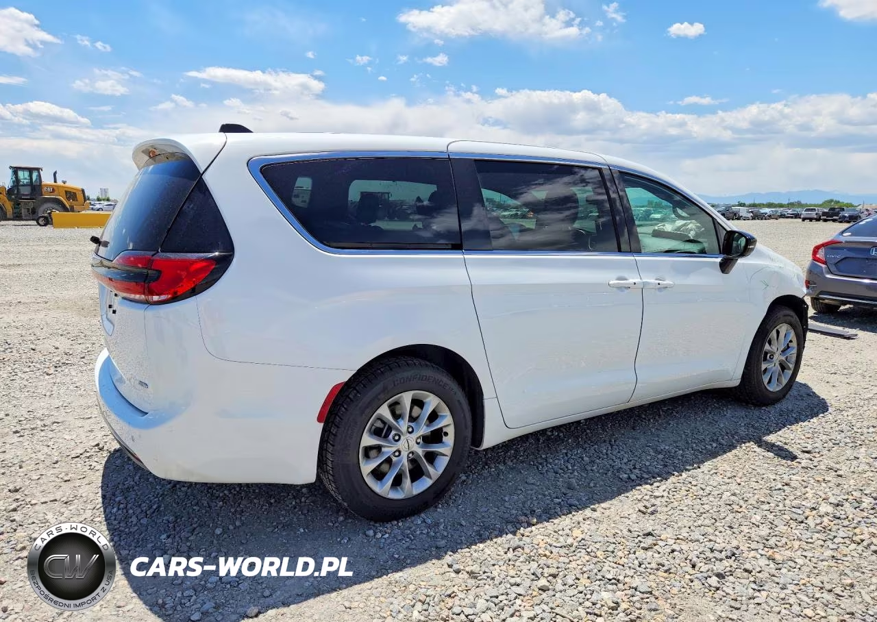 2025 Chrysler Pacifica Select VIN:2C4RC3BG4SR501346 - 3