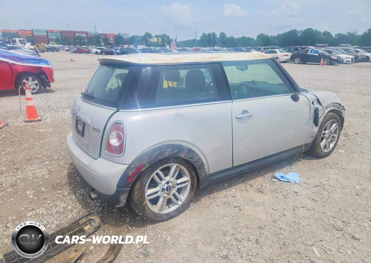 2012 Mini Cooper VIN:WMWSU3C57CT257422 - 3