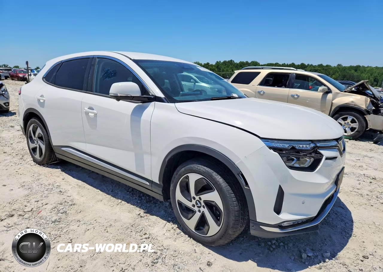 2024 VINFAST VF 8 VIN:RLLV1AEB7RH004473 - 4