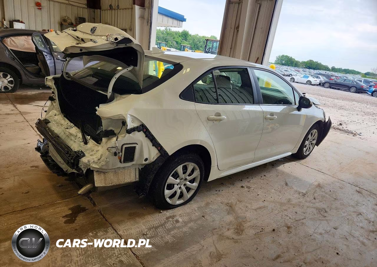 2024 Toyota Corolla Hybrid Le VIN:JTDBCMFE5R3044081 - 3