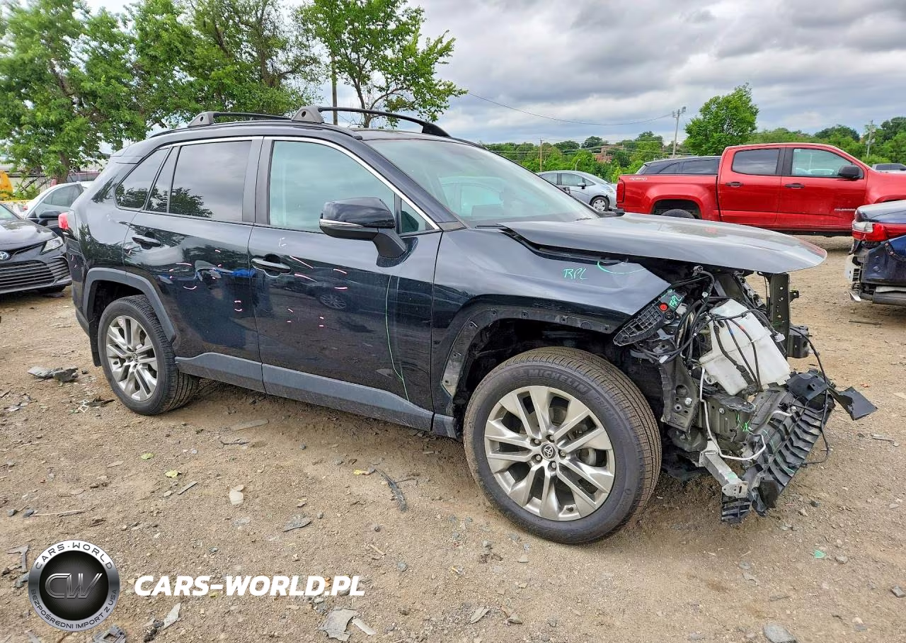 2021 Toyota Rav4 Xle Premium VIN:2T3A1RFV3MC185026 - 4