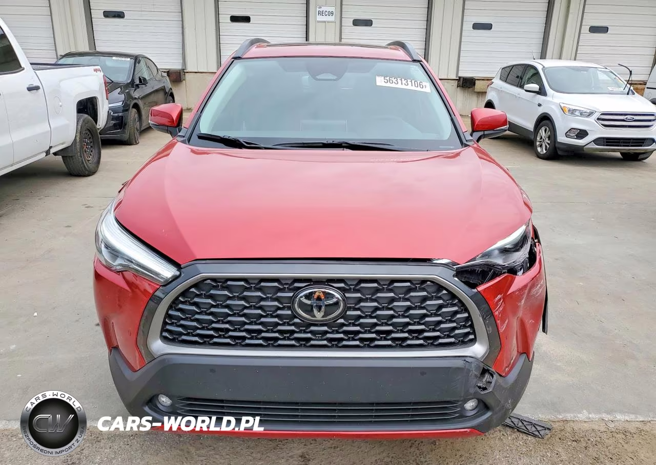 2024 Toyota Corolla Cross Xle VIN:7MUDAABG9RV114416 - 5