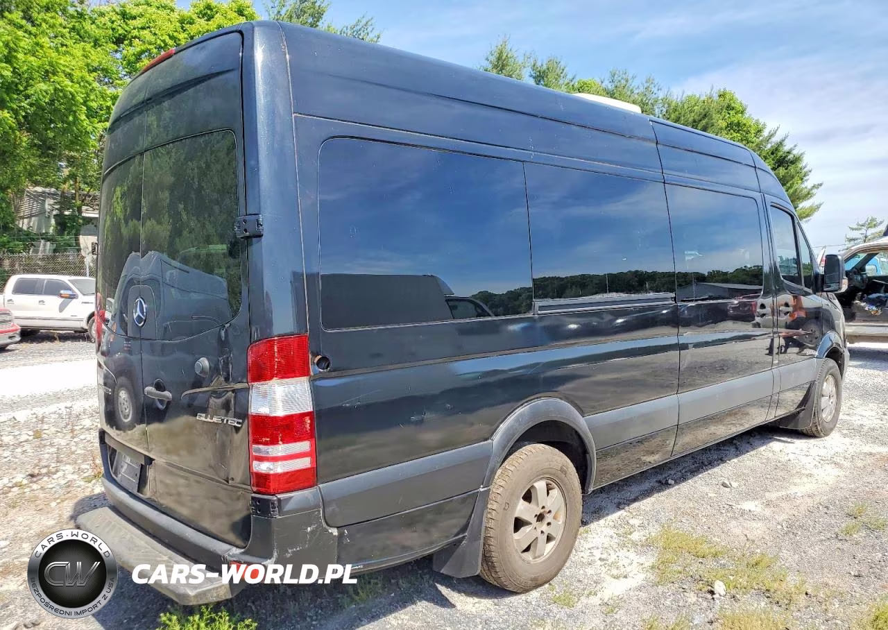2015 Mercedes-Benz Sprinter 2500 VIN:WDZPE8DC5F5976077 - 4