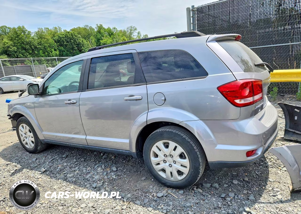 2019 Dodge Journey Se VIN:3C4PDCBB4KT681269 - 2