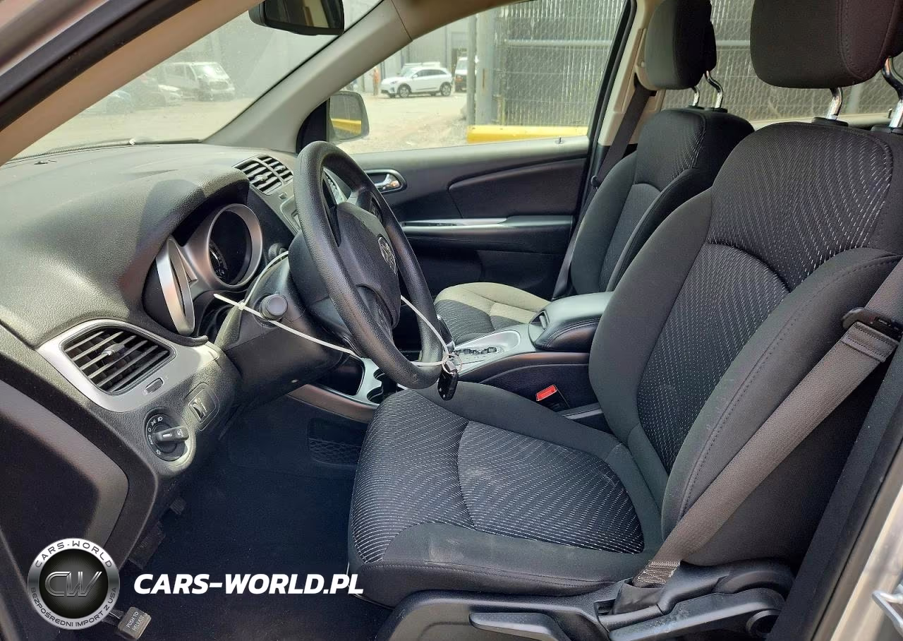 2019 Dodge Journey Se VIN:3C4PDCBB4KT681269 - 7