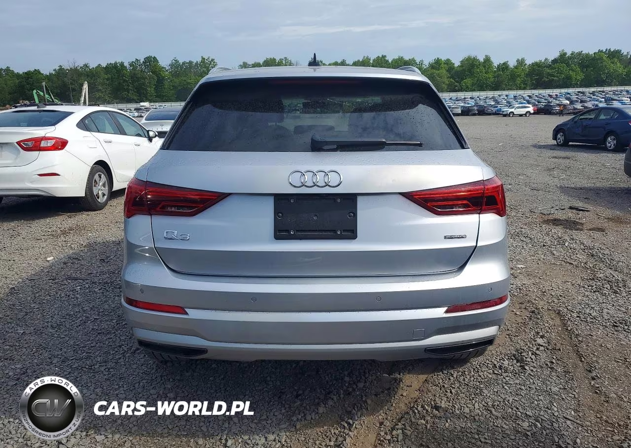 2019 Audi Q3 Premium Plus VIN:WA1BECF3XK1081013 - 6