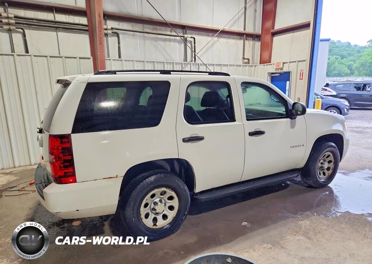 2009 Chevrolet Tahoe K1500 Ls VIN:1GNFK130X9R264610 - 3