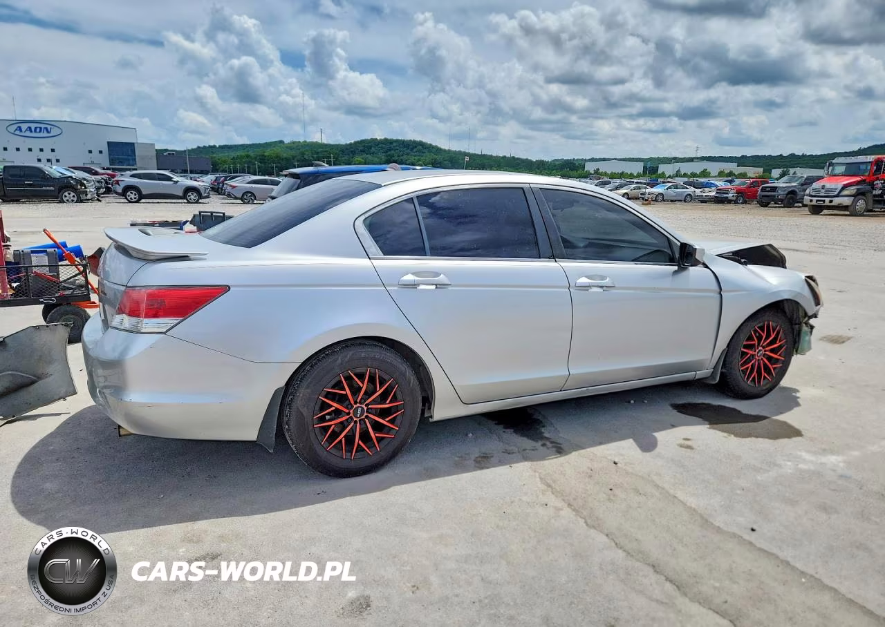 2009 Honda Accord Lx VIN:JHMCP26369C008572 - 3