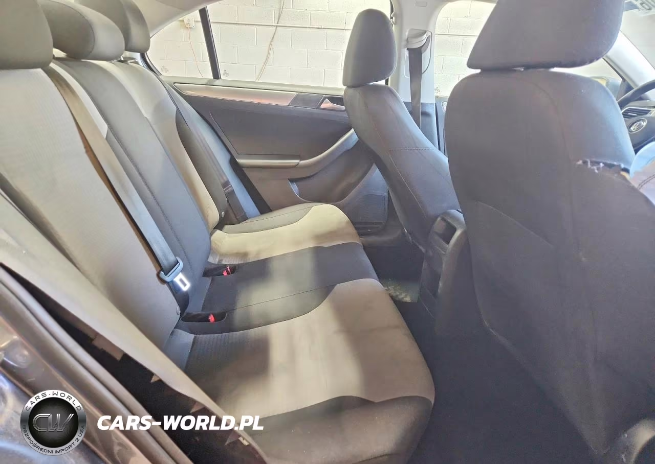2017 Volkswagen Jetta S VIN:3VW2B7AJ7HM365851 - 10