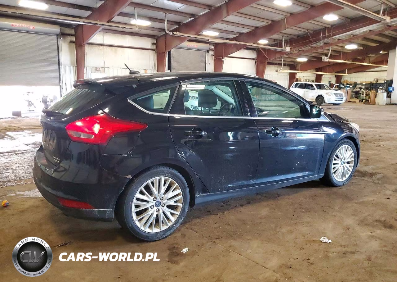 2016 Ford Focus Titanium VIN:1FADP3N20GL346637 - 3