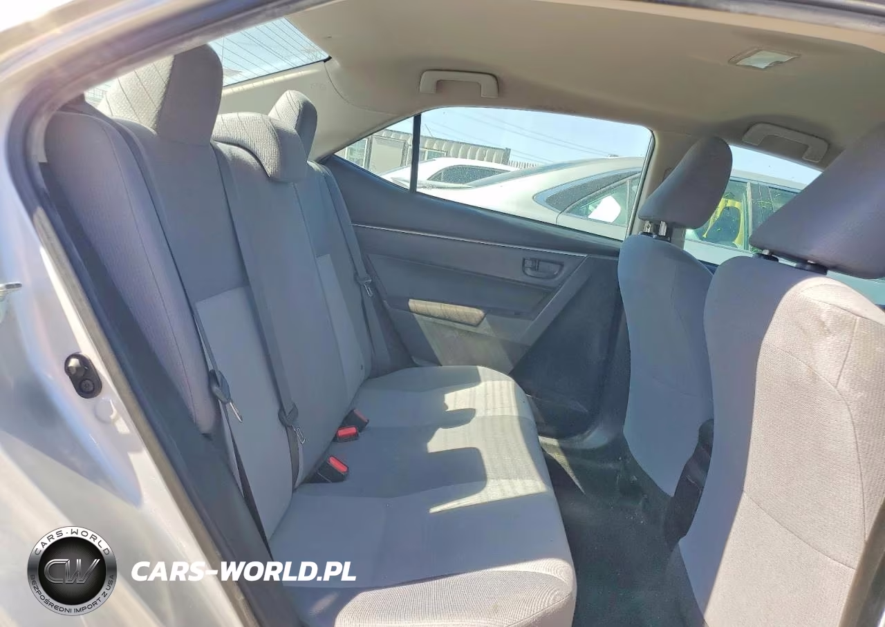 2015 Toyota Corolla L VIN:5YFBURHE7FP293959 - 10