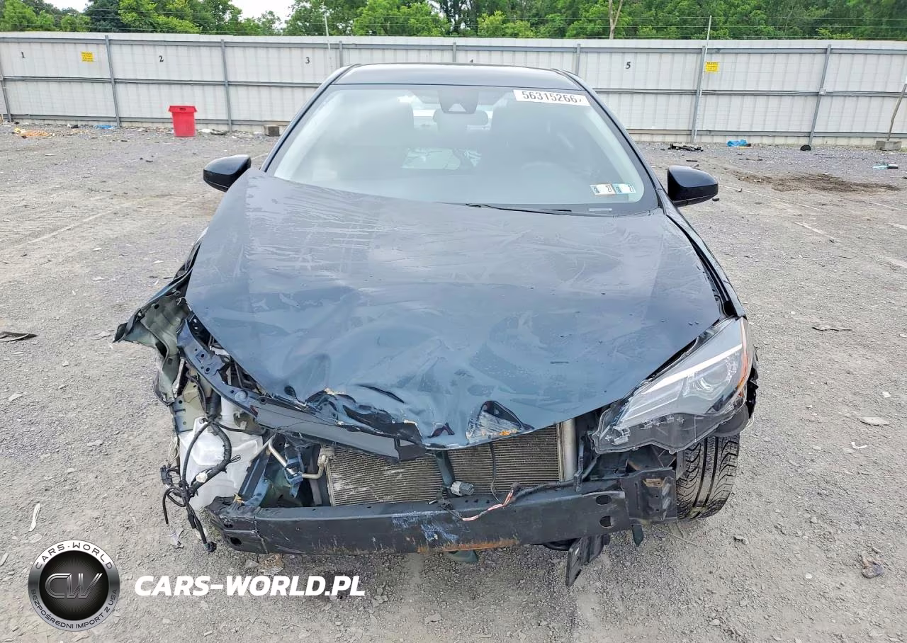 2018 Toyota Corolla Le VIN:2T1BURHE6JC106512 - 5