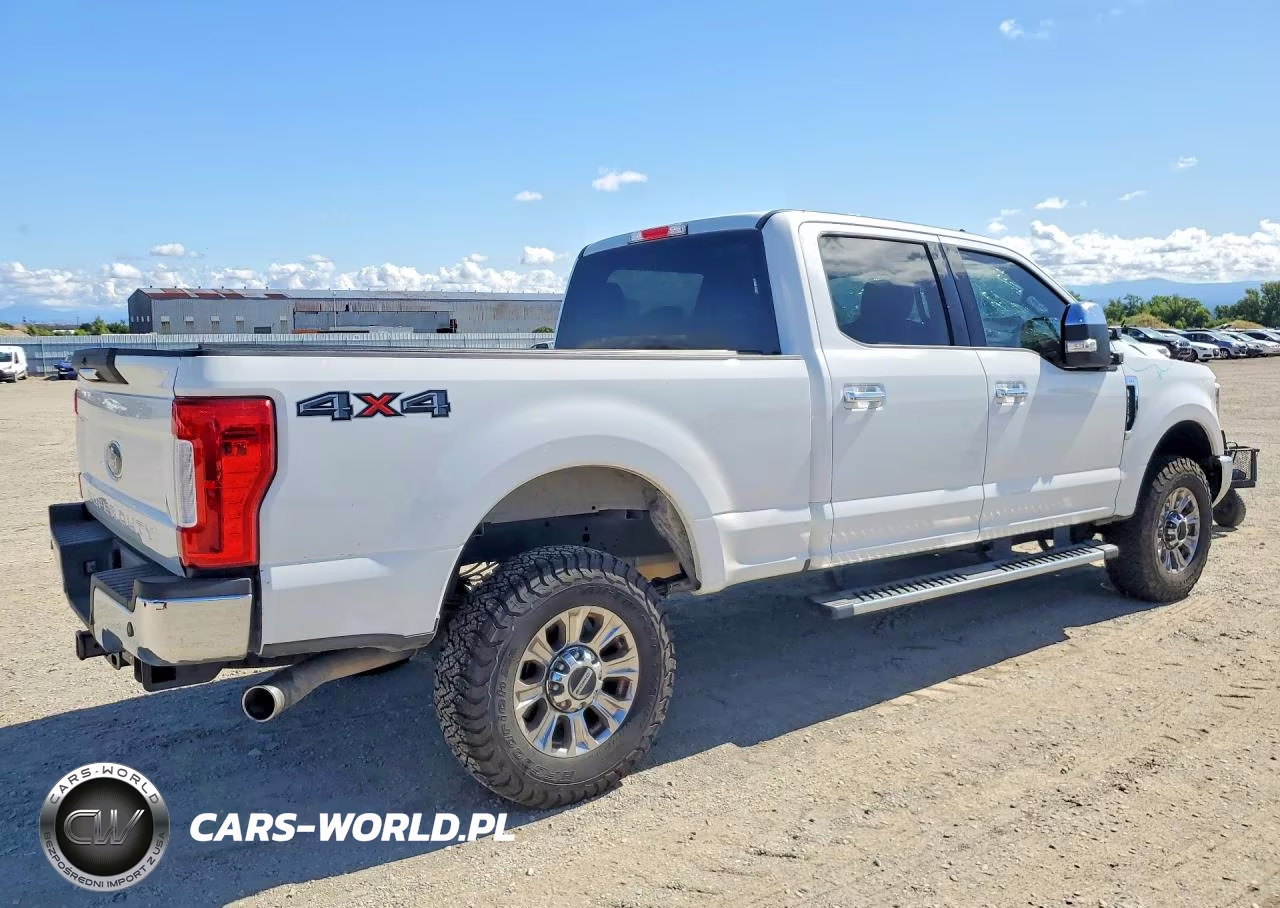 2019 Ford F250 Super Duty VIN:1FT7W2B69KEF96676 - 3