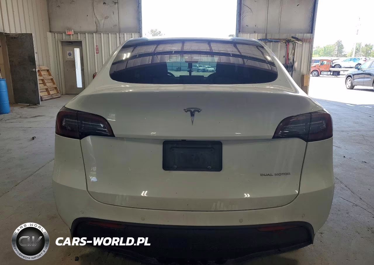 2022 Tesla Model Y VIN:7SAYGAEE2NF364845 - 6