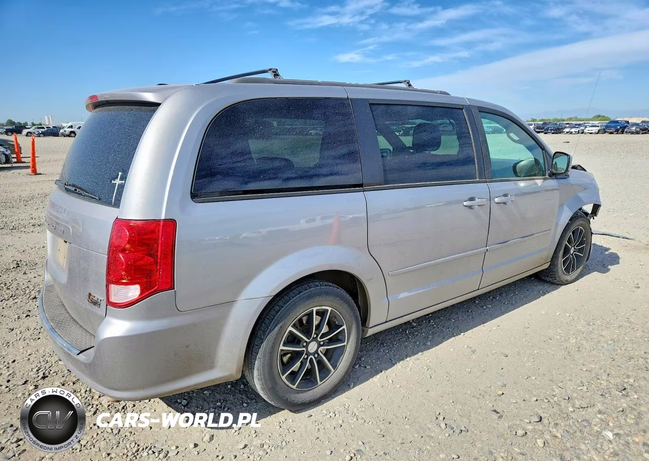2017 Dodge Grand Caravan Gt VIN:2C4RDGEG9HR760665 - 3