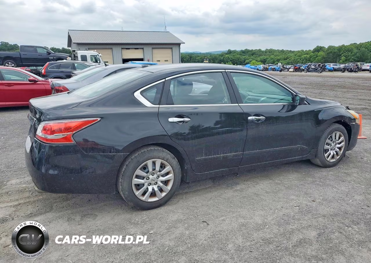 2015 Nissan Altima 2.5 Sv VIN:1N4AL3AP2FC242679 - 3