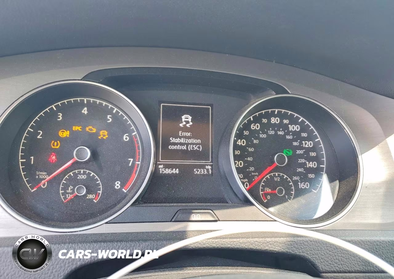 2016 Volkswagen Golf S VIN:3VW217AU9GM047645 - 9
