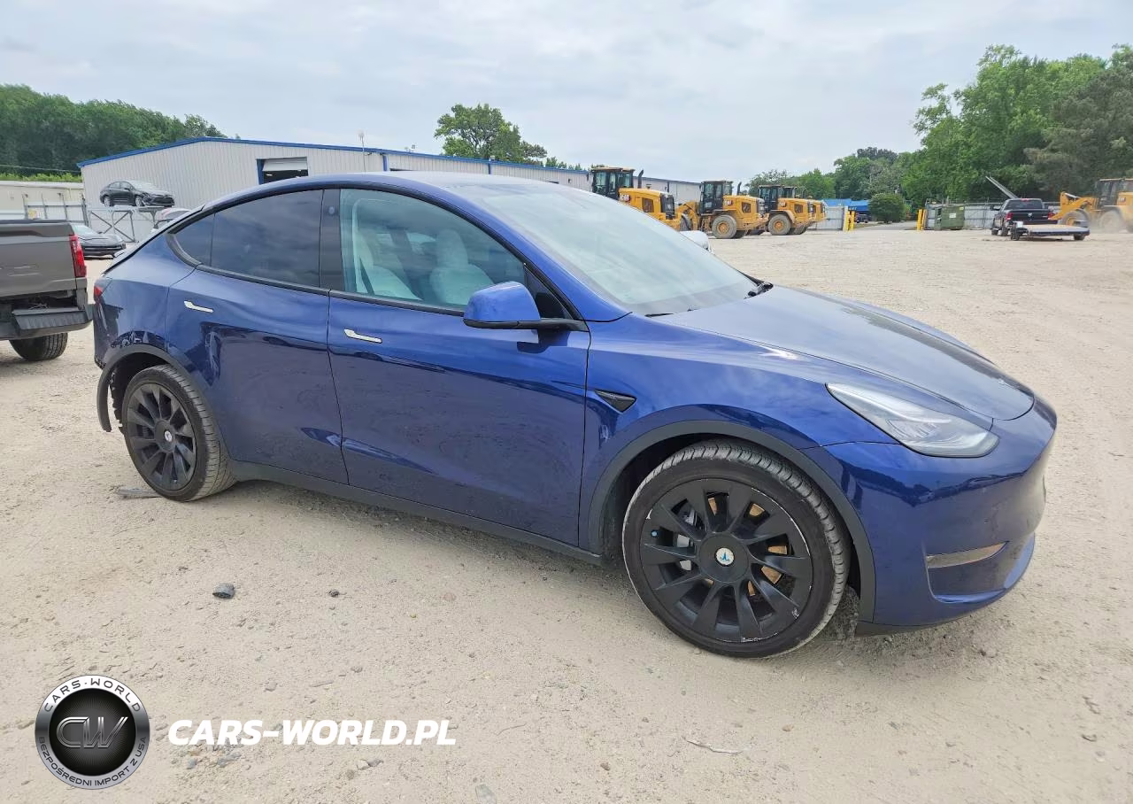 2021 Tesla Model Y VIN:5YJYGDEE7MF257836 - 4