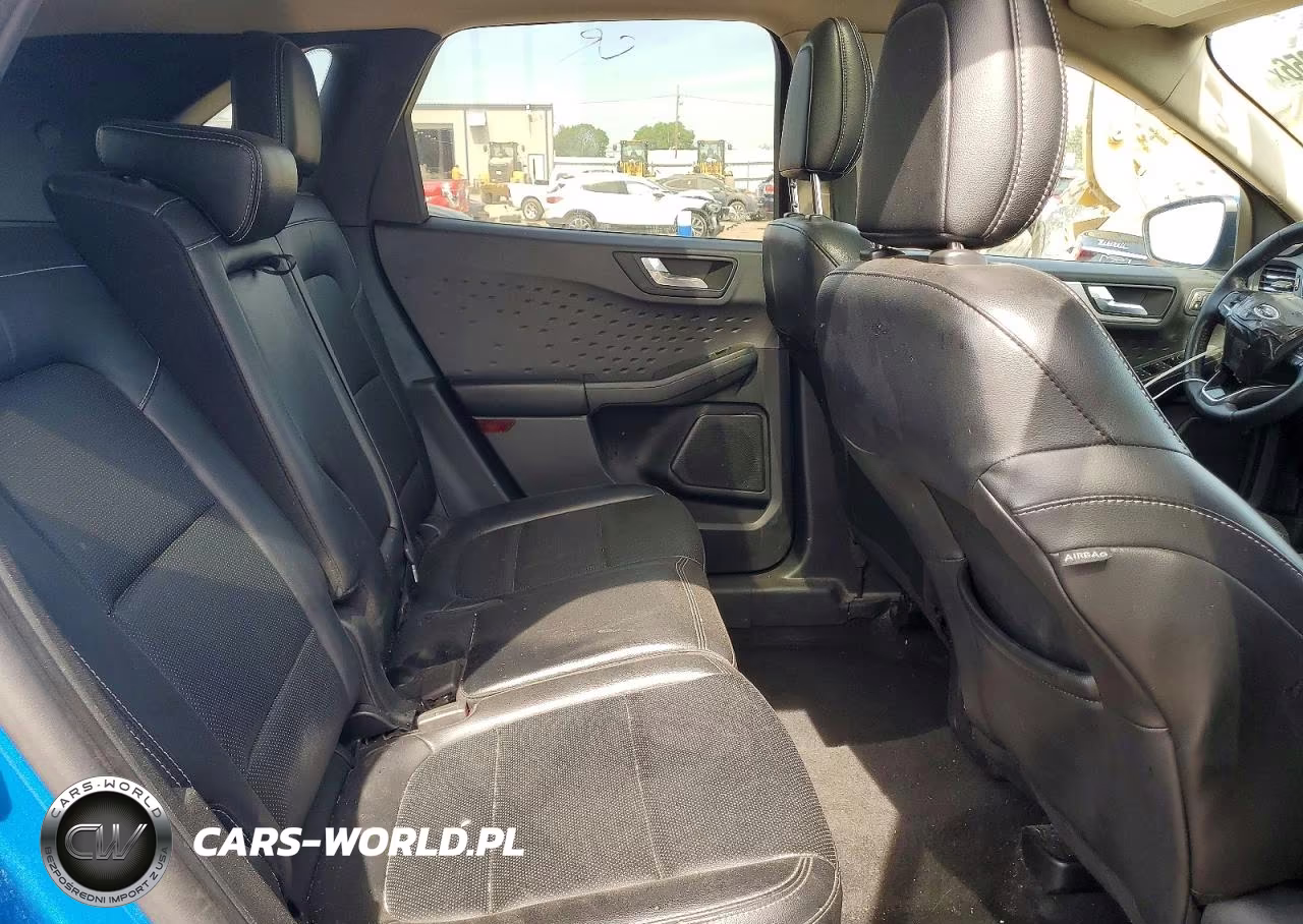 2020 Ford Escape Sel VIN:1FMCU0H6XLUA25586 - 10