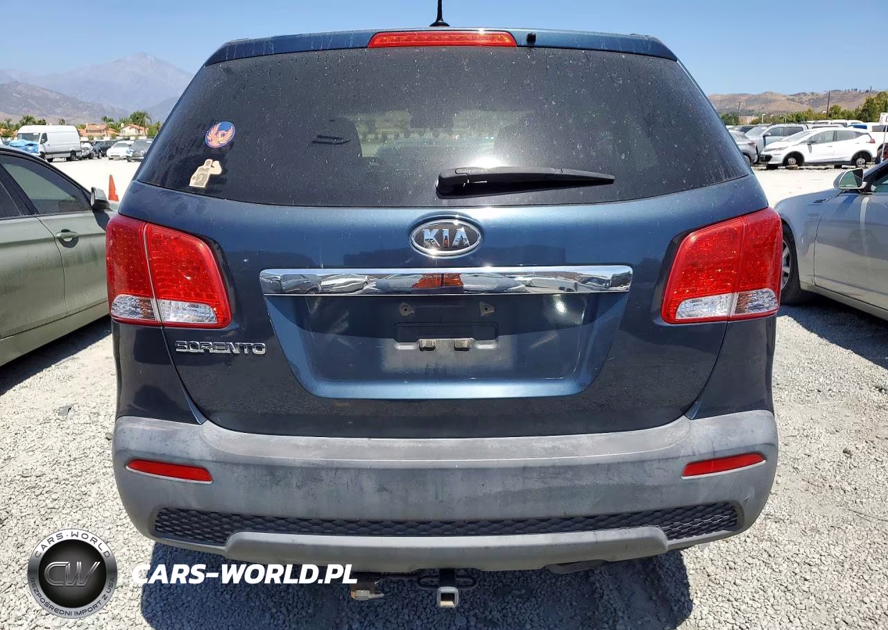 2011 Kia Sorento Lx VIN:5XYKT3A15BG168657 - 6