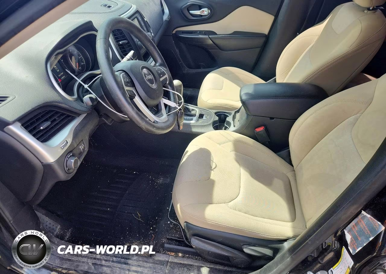 2015 Jeep Cherokee Sport VIN:1C4PJLAB5FW761514 - 7