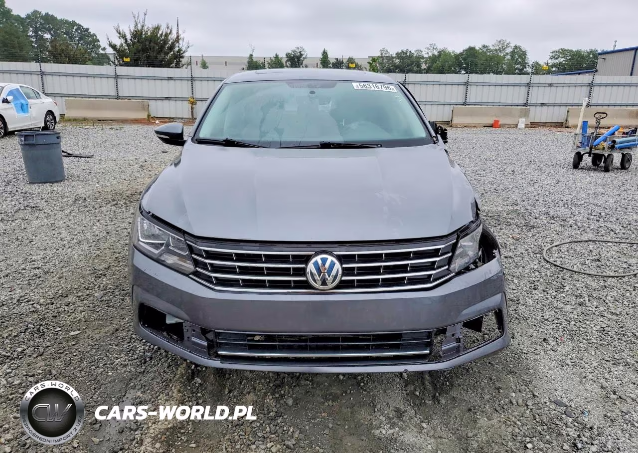 2019 Volkswagen Passat Wolfsburg VIN:1VWLA7A36KC006461 - 5