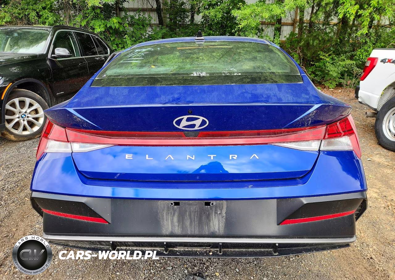 2025 Hyundai Elantra Sel VIN:KMHLS4DG2SU034048 - 6