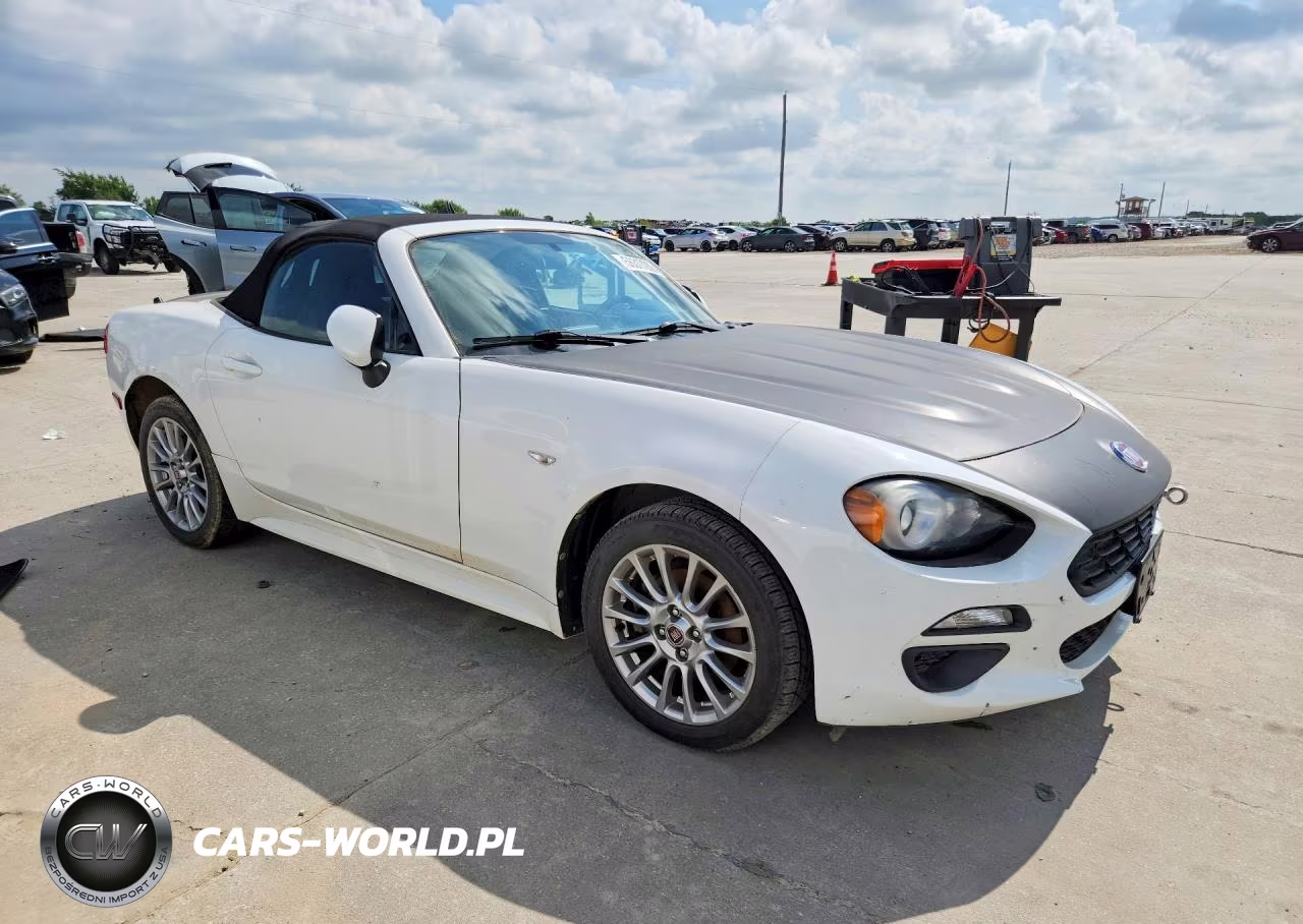 2018 Fiat 124 Spider Classica VIN:JC1NFAEK1J0137502 - 4