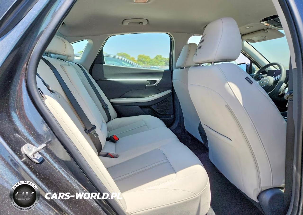 2025 Hyundai Sonata Sel VIN:KMHL64JA0SA479717 - 10