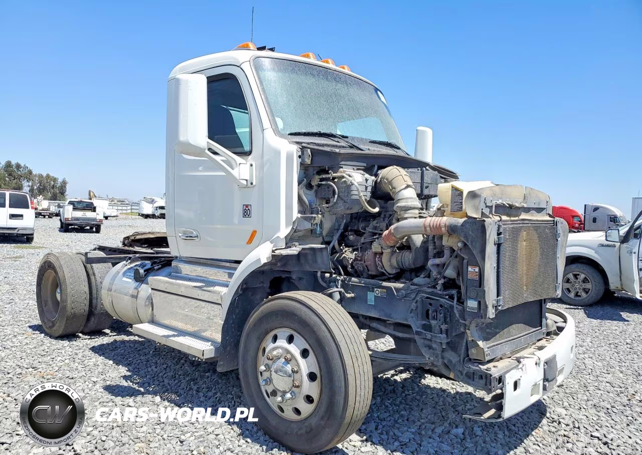 2022 Peterbilt 579 Semi Truck VIN:1XPBAP8X3ND758400 - 4